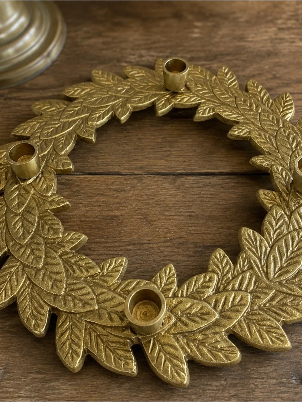 Metal Leaf Wreath Candle Holder - Home Holiday Decor